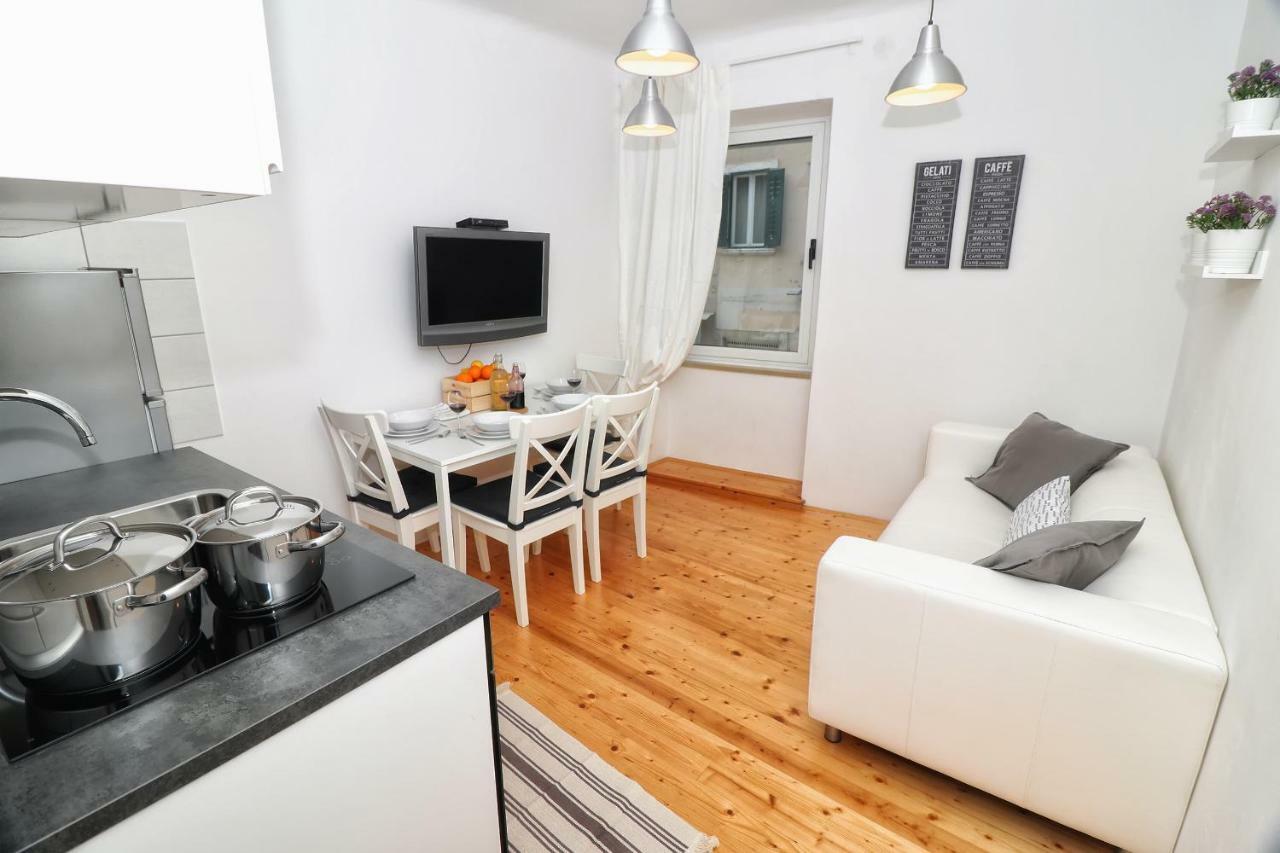 La Vela Lägenhet Rovinj Exteriör bild